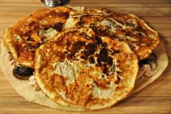 название картинки Рулет из лаваша с курицей и грибами