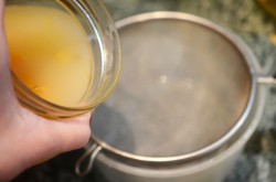 название картинки Самогон из абрикосов в домашних условиях