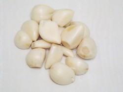 Аджика из острого зеленого перца с чесноком и специями