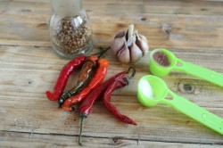 название картинки Абхазская аджика острая классическая