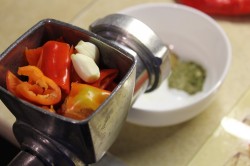 название картинки Аджика из горького перца и чеснока на зиму