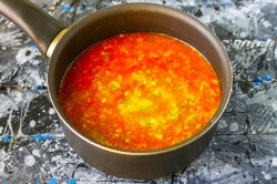 название картинки Аджика из кабачков пальчики оближешь