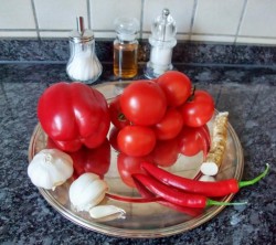 название картинки Домашняя аджика из помидор на зиму без варки