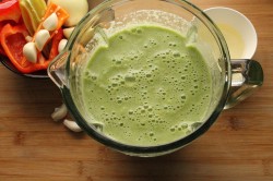 Аджика из зеленых помидор на зиму - шаг 4 Аджика из зеленых помидор на зиму - шаг 4