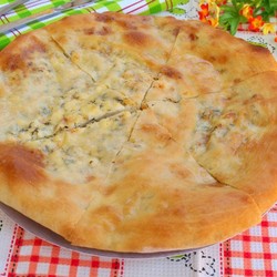 Хачапури с адыгейским сыром