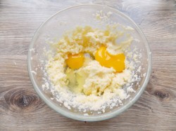 название картинки Рассыпчатое печенье с шоколадной крошкой