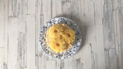 название картинки Салат Ананасы с сыром и чесноком