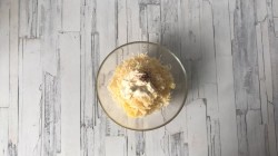 название картинки Салат Ананасы с сыром и чесноком