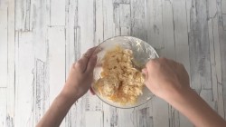 название картинки Салат Ананасы с сыром и чесноком