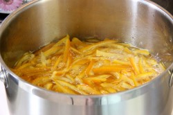 название картинки Апельсиновые цукаты из кожуры