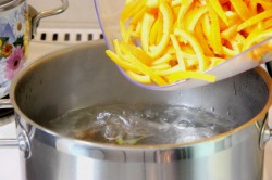 название картинки Апельсиновые цукаты из кожуры