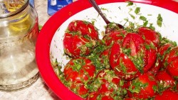 Армянчики из красных помидоров - шаг 5