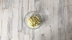 Рецепт салата авокадо с крабовыми палочками