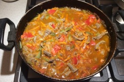 название картинки Азу с солеными огурцами из говядины по татарски