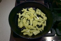 название картинки Азу с солеными огурцами из говядины по татарски