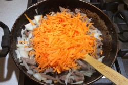 название картинки Азу с солеными огурцами из говядины по татарски