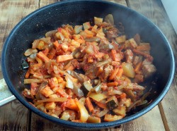 Азу по татарски из свинины - шаг 9