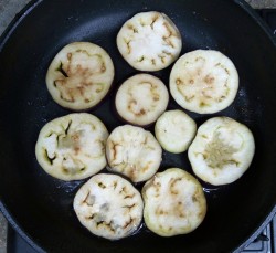 название картинки Баклажаны с чесноком на зиму