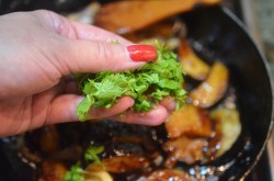 Баклажаны в кисло-сладком соусе по-китайски