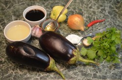 Баклажаны в кисло-сладком соусе по-китайски