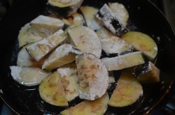 Баклажаны в кисло-сладком соусе по-китайски