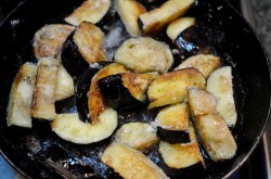 Баклажаны в кисло-сладком соусе по-китайски