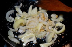 Баклажаны в кисло-сладком соусе по-китайски