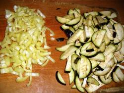 название картинки Баклажаны тушеные с овощами быстро и просто