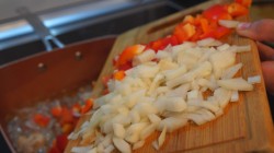 Баранина с фасолью и болгарским перцем - шаг 5