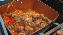 Баранина с фасолью и болгарским перцем - шаг 6