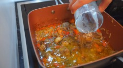 Баранина с фасолью и болгарским перцем - шаг 8