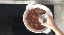 название картинки Баранина с картошкой тушеная