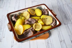 Баранина с картошкой в духовке