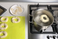 Баранки в домашних условиях - шаг 12