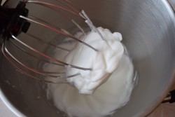 Белковый крем для торта заварной