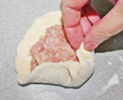 Беляши без дрожжей с мясом - шаг 11