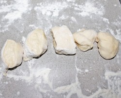 Беляши без дрожжей с мясом - шаг 8