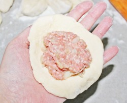 Беляши без дрожжей с мясом - шаг 9