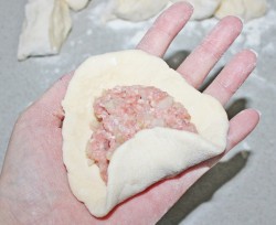 Беляши без дрожжей с мясом - шаг 10