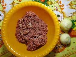 Беляши в хлебопечке с мясом