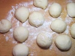 Беляши в хлебопечке с мясом