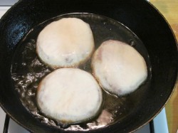 Беляши в хлебопечке с мясом