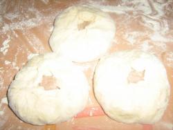 название картинки Пышные беляши с мясом на дрожжах