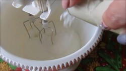 Бездрожжевой кулич на сгущёнке быстрый - шаг 5 Бездрожжевой кулич на сгущёнке быстрый - шаг 5