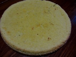 название картинки Бисквит из кукурузной муки