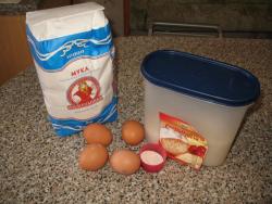 Воздушный бисквит для торта - шаг 1