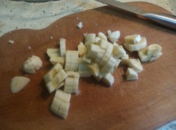 Бисквит с начинкой из бананов