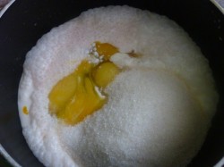 Быстрый пирог с изюмом - шаг 2