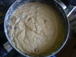 Быстрый пирог с изюмом - шаг 4