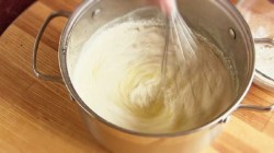 название картинки Блинчики из картошки на молоке